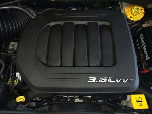 Used 2014 Chrysler Town & Country Touring-L w/ Driver Convenience Group image 30
