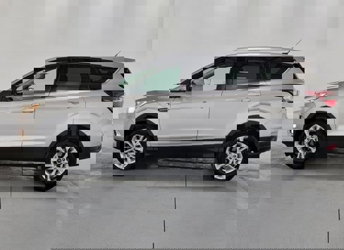 Used 2017 Ford Escape SE image 5