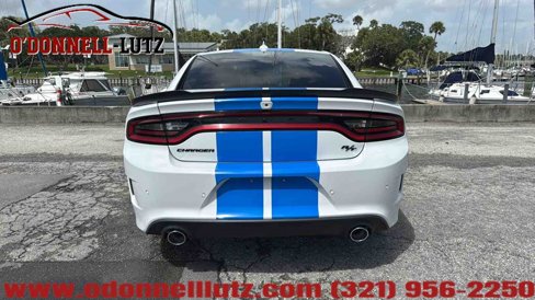Used 2022 Dodge Charger R/T w/ Blacktop Package image 9
