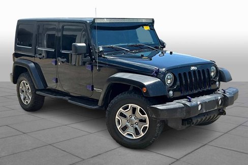 Used 2015 Jeep Wrangler Unlimited Rubicon w/ Connectivity Group image 2