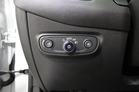 Used 2021 Chevrolet Equinox LT image 9