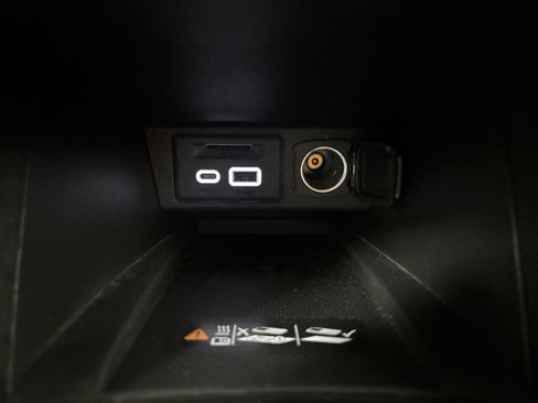 Used 2022 Chevrolet Bolt EUV LT w/ Driver Confidence Package image 19