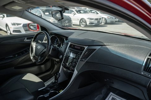 Used 2012 Hyundai Sonata SE image 12