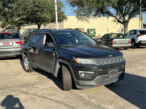 Used 2018 Jeep Compass Latitude w/ Safe & Security Group image 3