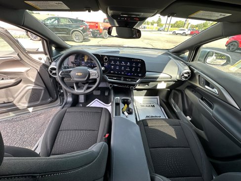 New 2025 Chevrolet Equinox EV LT w/ Comfort Package image 23