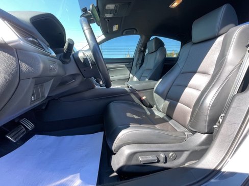 Used 2018 Honda Accord Sport image 15