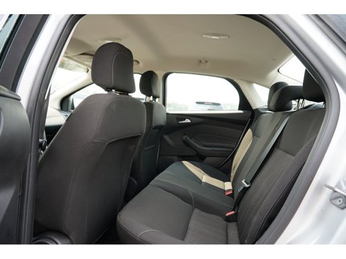Used 2018 Ford Focus SE image 18