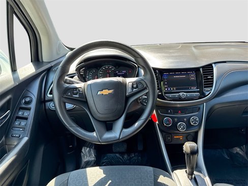 Used 2020 Chevrolet Trax LS w/ Tint and Cruise Package image 20