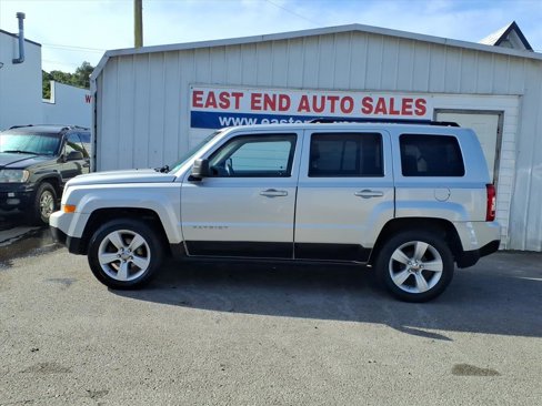 Used 2011 Jeep Patriot Latitude image 2