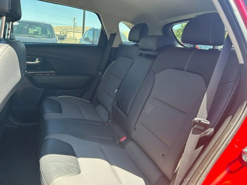 Used 2022 Kia Niro EX image 26