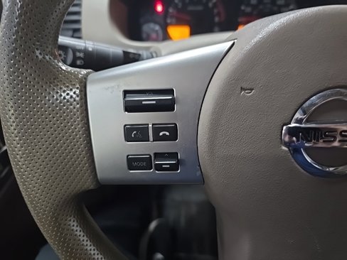 Used 2015 Nissan Frontier SV image 19