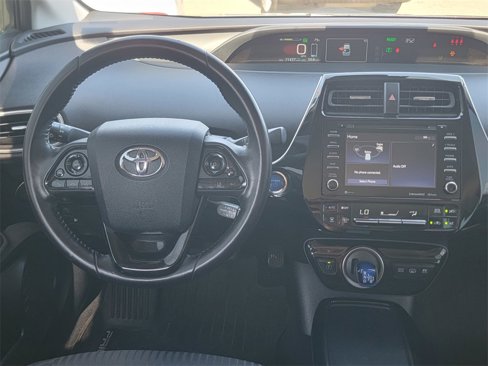 Used 2020 Toyota Prius Prime LE image 18