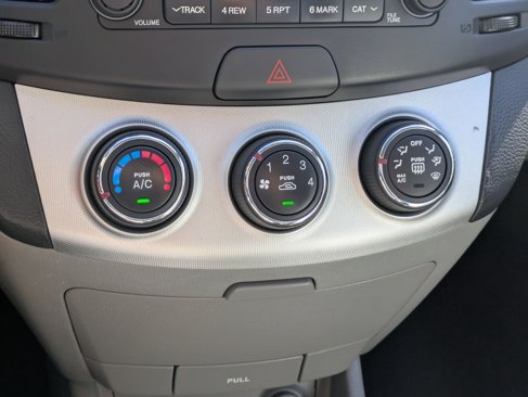 Used 2008 Hyundai Elantra SE image 22