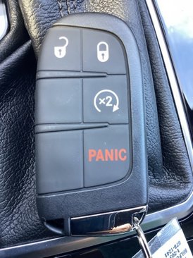 New 2025 Jeep Compass Limited w/ Sun and Sound Group image 11