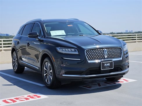 Certified 2022 Lincoln Nautilus FWD w/ Premium Package image 3
