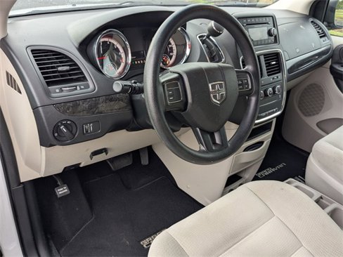 Used 2016 Dodge Grand Caravan SE w/ Quick Order Package 29E SE image 16