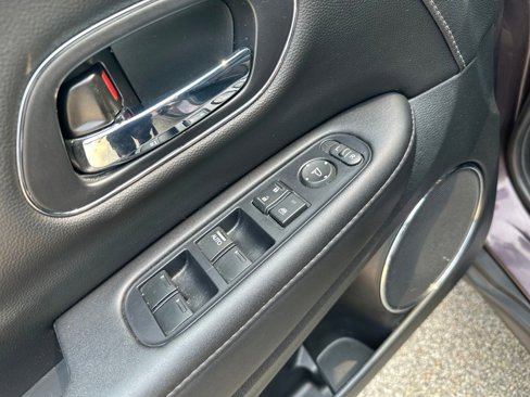 Used 2019 Honda HR-V EX-L image 20