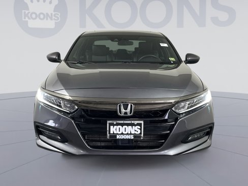 Used 2018 Honda Accord Sport image 11