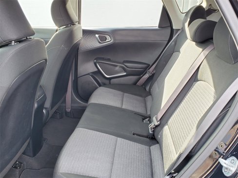 Used 2021 Kia Soul S image 11
