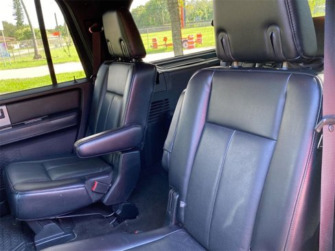 Used 2017 Ford Expedition Limited image 29