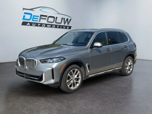 Used 2024 BMW X5 xDrive40i w/ Premium Package image 7