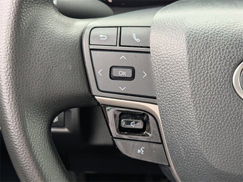 Used 2025 Toyota Camry Hybrid image 20