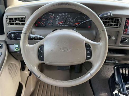 Used 2000 Ford Excursion Limited image 24