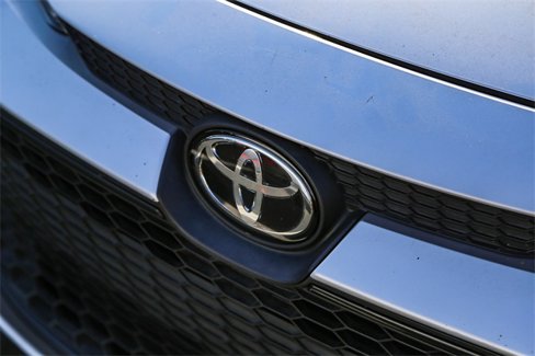 Used 2022 Toyota Corolla LE image 4