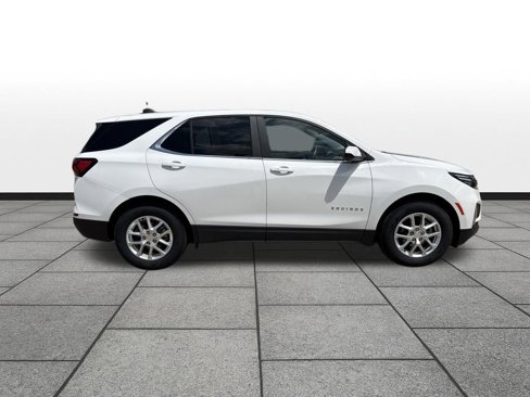 Used 2023 Chevrolet Equinox LT image 6