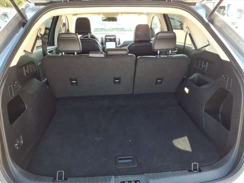 Used 2024 Ford Edge SEL image 18