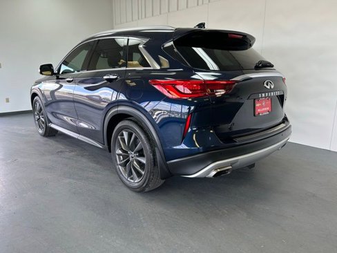 Used 2019 INFINITI QX50 Essential w/ Premium Heat Package image 6