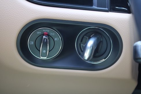 Used 2024 Porsche Macan image 24