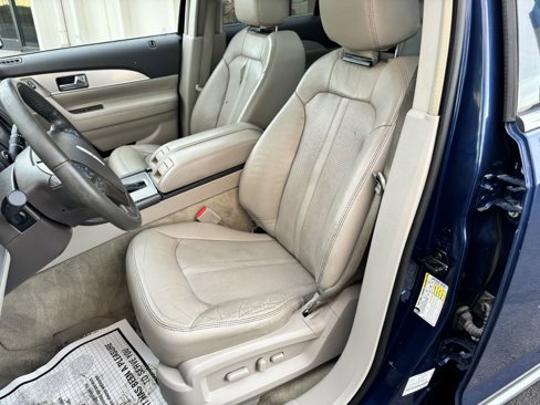 Used 2012 Lincoln MKX AWD image 16