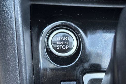Used 2023 Nissan Versa SV image 24