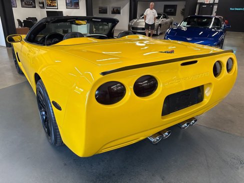 Used 2003 Chevrolet Corvette Convertible w/ Preferred Equipment Group1 image 8