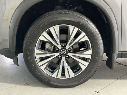 Used 2021 Nissan Rogue SV image 20