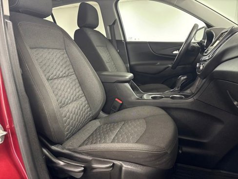 Used 2019 Chevrolet Equinox LT image 18