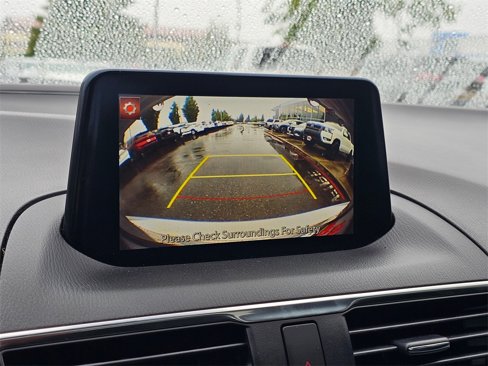 Used 2018 MAZDA MAZDA3 Grand Touring image 26