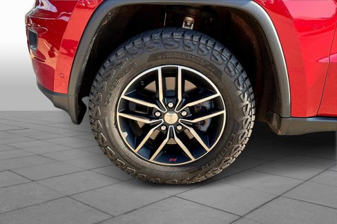 Used 2018 Jeep Grand Cherokee Trailhawk image 10
