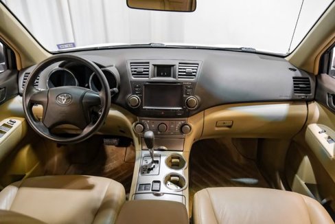 Used 2010 Toyota Highlander 2WD image 26