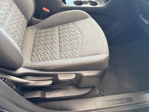 Used 2023 Chevrolet Equinox LT image 19