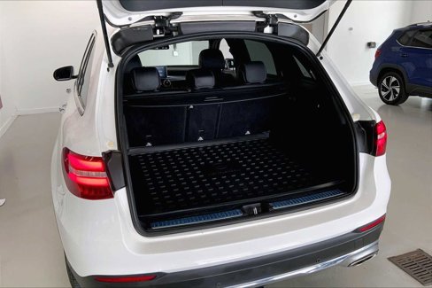 Used 2018 Mercedes-Benz GLC 300 4MATIC image 17