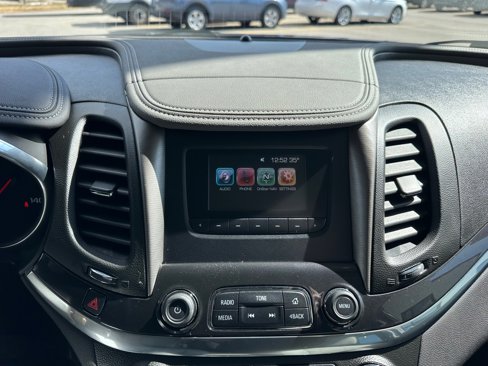Used 2017 Chevrolet Impala LS image 23