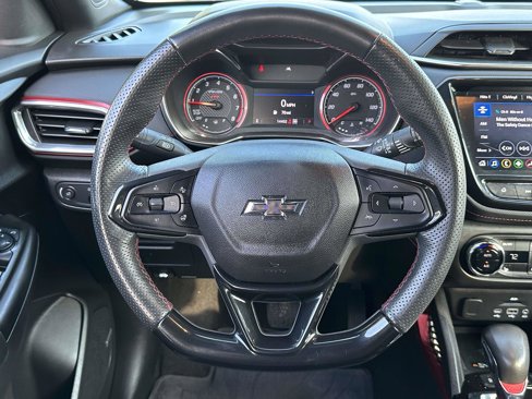 Used 2023 Chevrolet TrailBlazer RS w/ Technology Package image 14