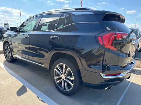 Used 2020 GMC Terrain Denali w/ Denali Premium Package image 4