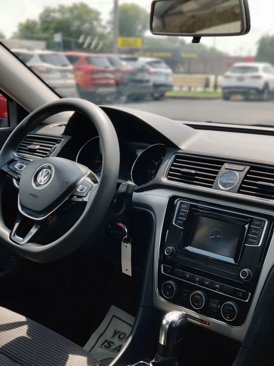 Used 2017 Volkswagen Passat 1.8T S image 14