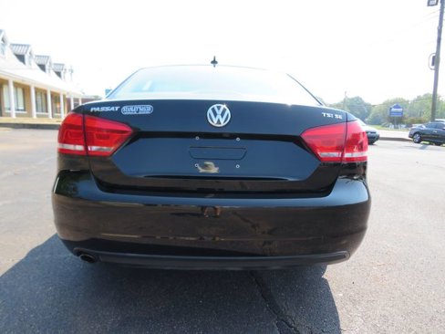 Used 2014 Volkswagen Passat 1.8T SE image 12