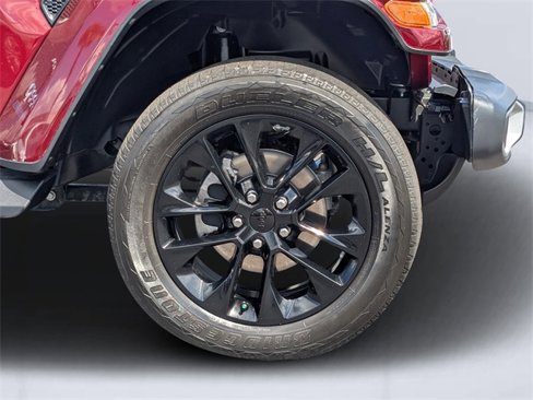 Used 2021 Jeep Wrangler Unlimited Sahara image 11