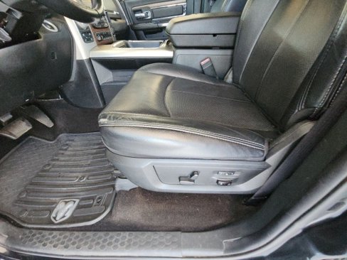 Used 2018 RAM 1500 Laramie w/ Convenience Group image 37