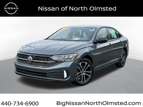 Used 2023 Volkswagen Jetta Sport image 1